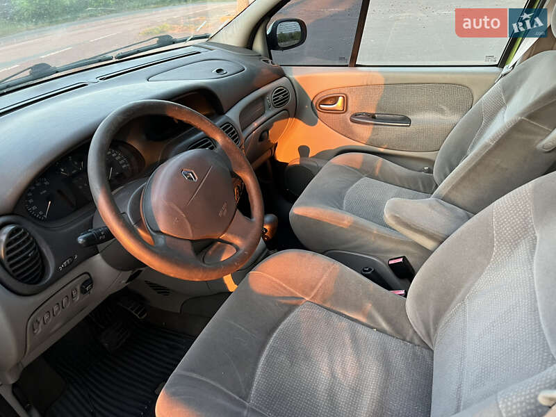 Минивэн Renault Scenic 2002 в Виннице