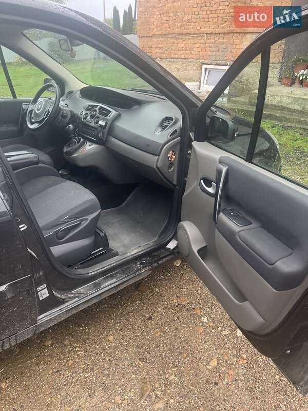 Минивэн Renault Scenic 2008 в Хырове фото 27 Минивэн Renault Scenic 2008 в Хырове