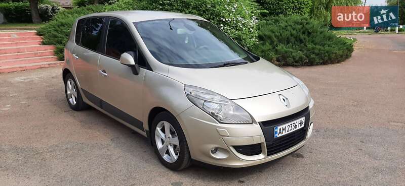 Минивэн Renault Scenic 2011 в Овруче