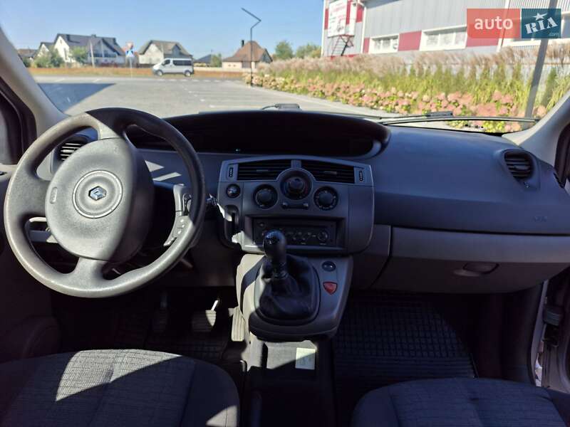 Минивэн Renault Scenic 2007 в Луцке