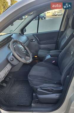 Минивэн Renault Scenic 2006 в 