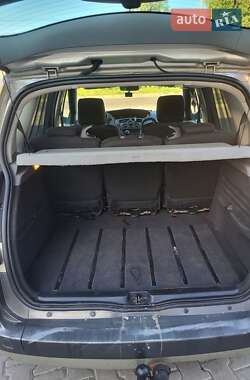Минивэн Renault Scenic 2006 в 