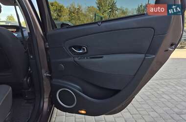 Минивэн Renault Scenic 2010 в 