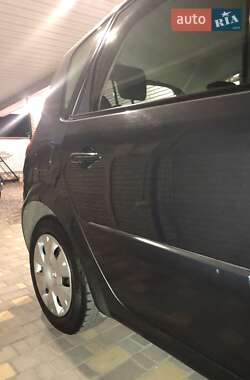 Минивэн Renault Scenic 2007 в 
