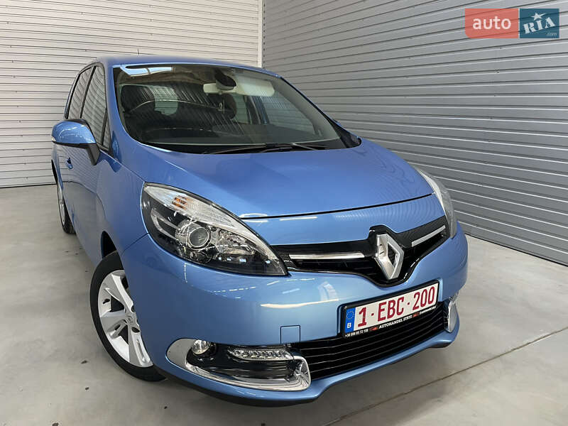 Минивэн Renault Scenic 2013 в 