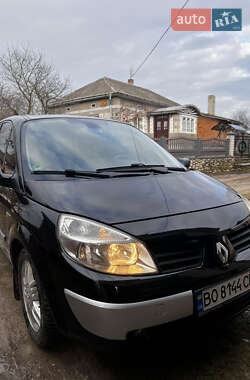 Минивэн Renault Scenic 2005 в 