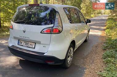 Минивэн Renault Scenic 2014 в 