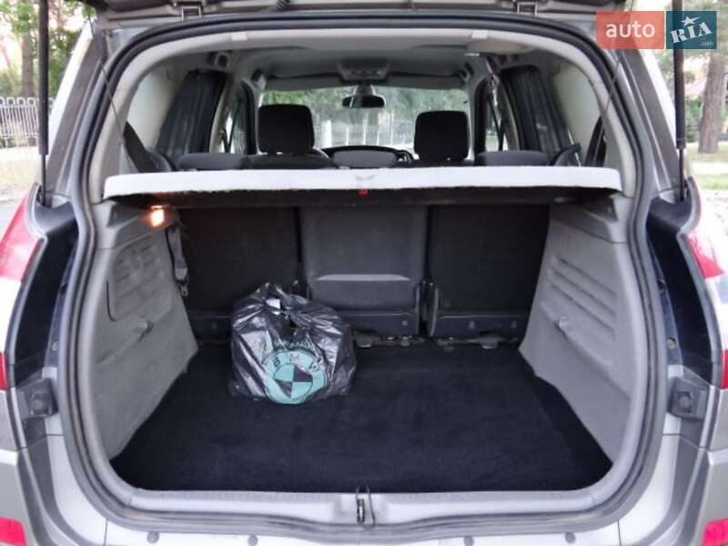 Минивэн Renault Scenic 2005 в Черкассах