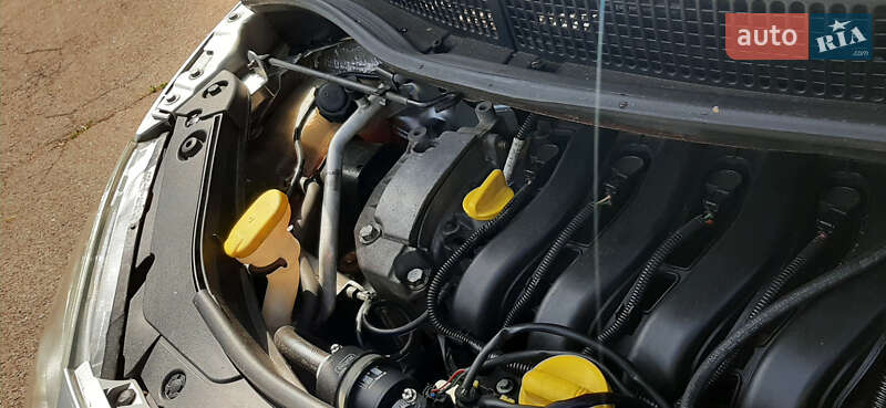Минивэн Renault Scenic 2007 в Чернигове