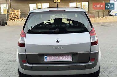 Минивэн Renault Scenic 2005 в 