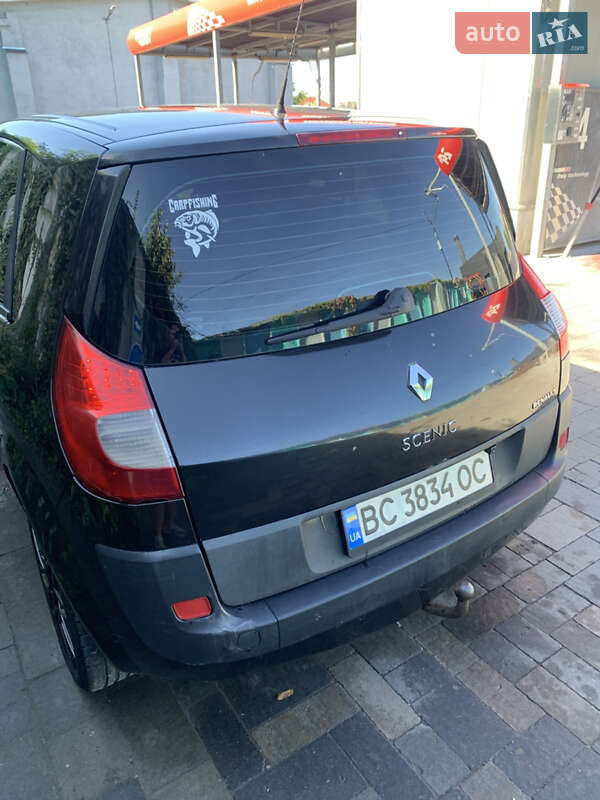 Минивэн Renault Scenic 2006 в Городке
