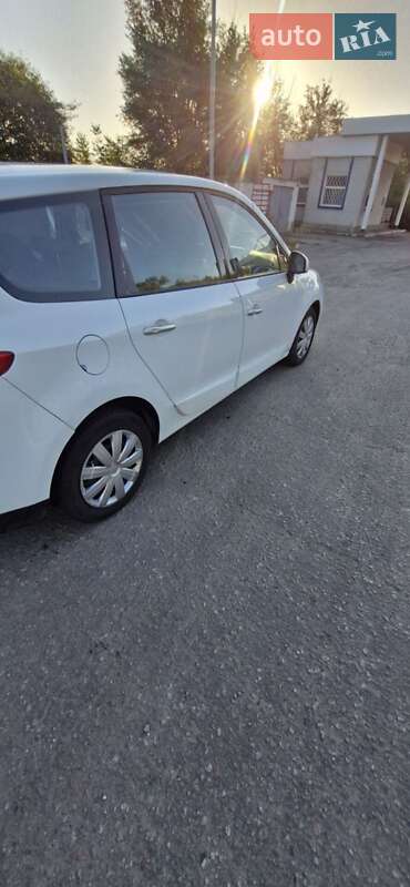 Минивэн Renault Scenic 2010 в Черкассах фото 2 Минивэн Renault Scenic 2010 в Черкассах