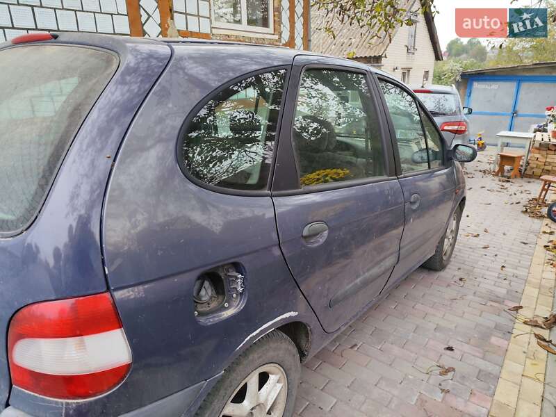 Минивэн Renault Scenic 1999 в Остроге