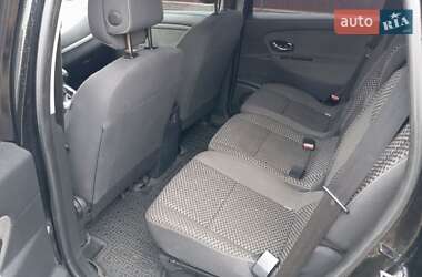 Минивэн Renault Scenic 2011 в 