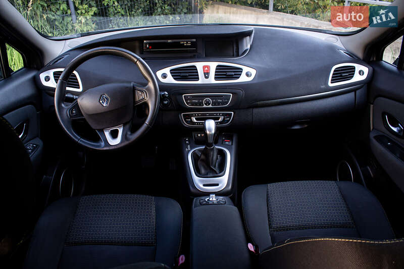 Минивэн Renault Scenic 2010 в Львове