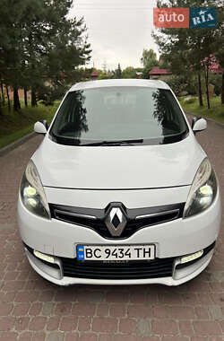 Минивэн Renault Scenic 2013 в 