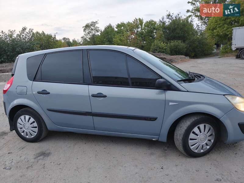 Минивэн Renault Scenic 2005 в Днепре