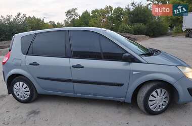 Минивэн Renault Scenic 2005 в 