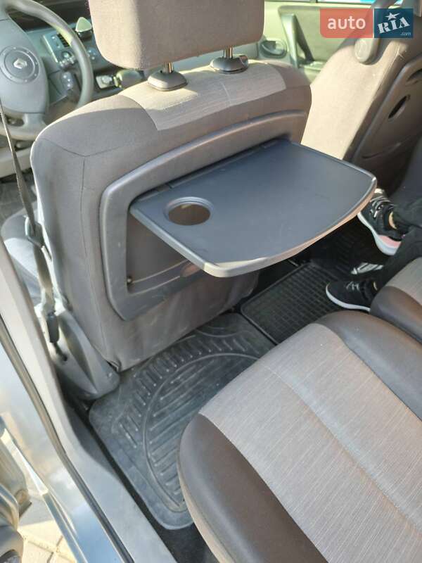 Минивэн Renault Scenic 2005 в Днепре