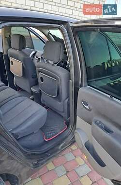 Минивэн Renault Scenic 2006 в 