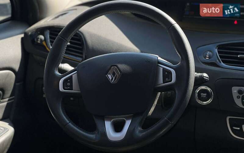 Минивэн Renault Scenic 2012 в Ивано-Франковске