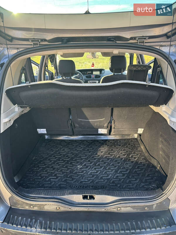 Минивэн Renault Scenic 2011 в Судовой Вишне