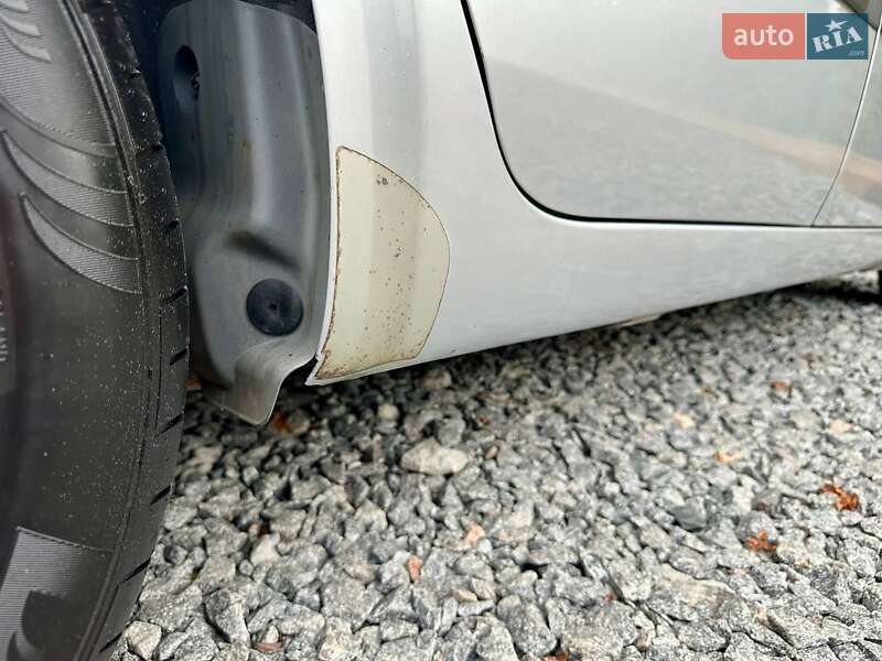 Минивэн Renault Scenic 2005 в Полтаве