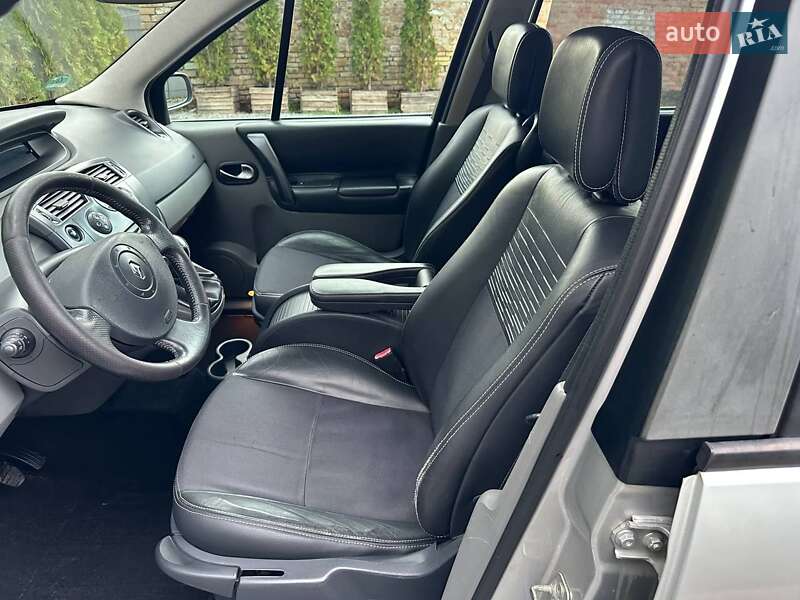 Минивэн Renault Scenic 2005 в Полтаве