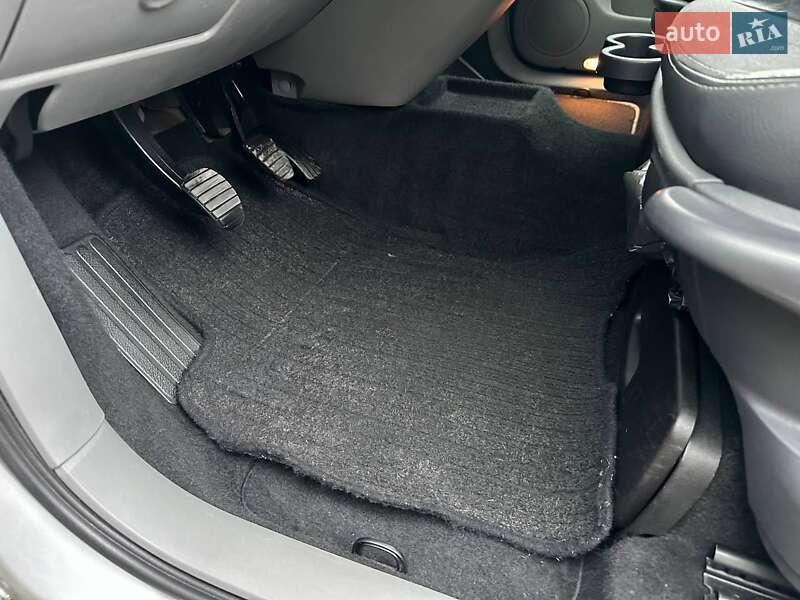 Минивэн Renault Scenic 2005 в Полтаве