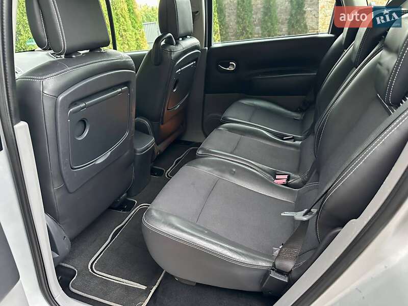 Минивэн Renault Scenic 2005 в Полтаве