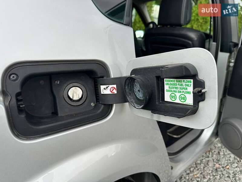 Минивэн Renault Scenic 2005 в Полтаве