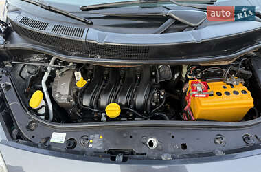 Минивэн Renault Scenic 2006 в 
