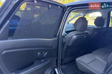 Минивэн Renault Scenic 2016 в 