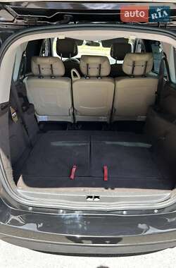 Минивэн Renault Scenic 2009 в 