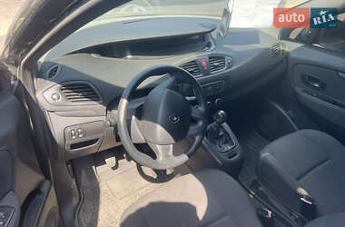Минивэн Renault Scenic 2009 в 