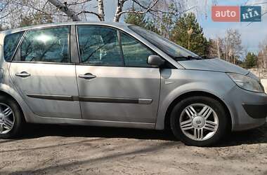 Минивэн Renault Scenic 2004 в 