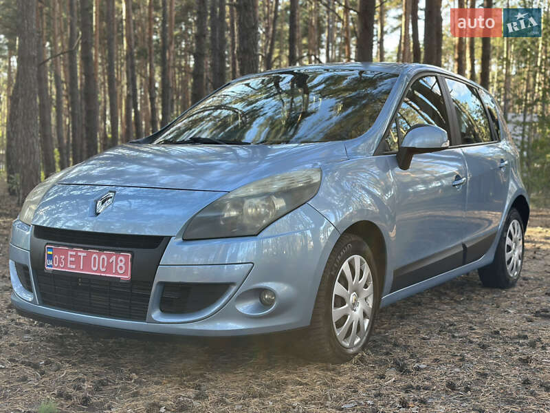 Минивэн Renault Scenic 2010 в Киеве