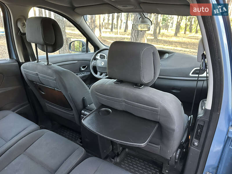 Минивэн Renault Scenic 2010 в Киеве