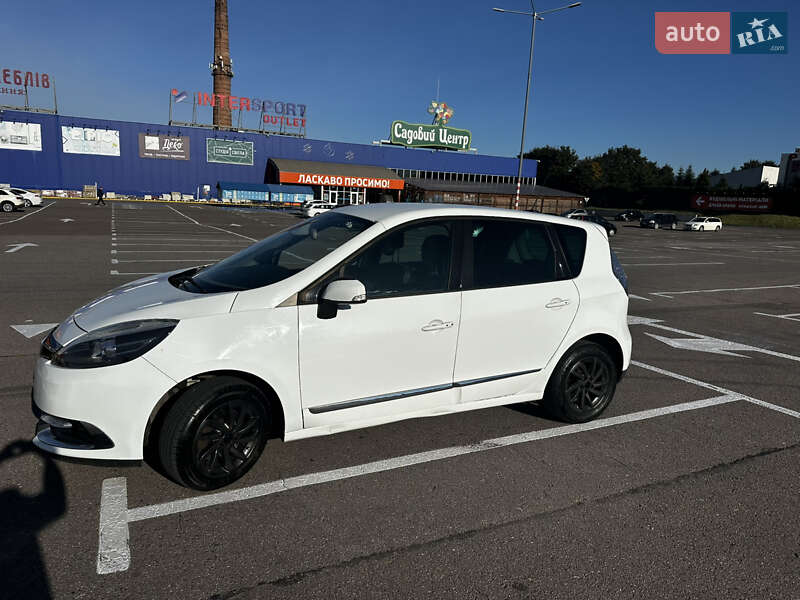 Минивэн Renault Scenic 2015 в Львове