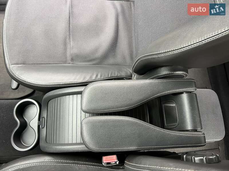 Минивэн Renault Scenic 2007 в Нежине