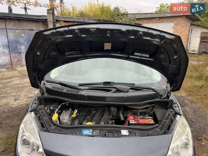 Минивэн Renault Scenic 2007 в Нежине