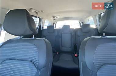 Минивэн Renault Scenic 2018 в 