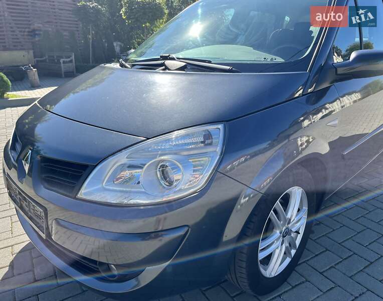 Минивэн Renault Scenic 2007 в Золочеве