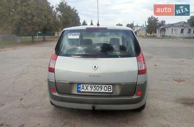 Минивэн Renault Scenic 2004 в 