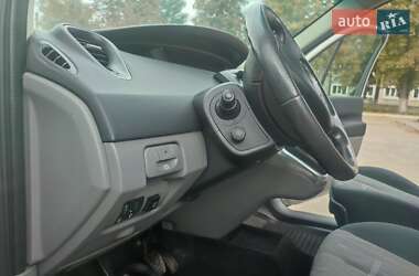 Минивэн Renault Scenic 2004 в 