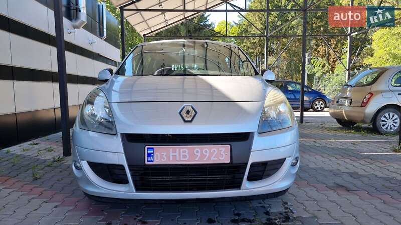 Минивэн Renault Scenic 2011 в Виннице
