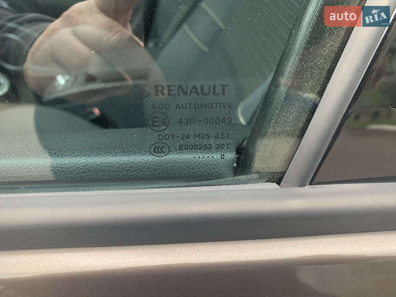 Минивэн Renault Scenic 2010 в Ровно