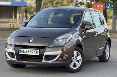 Минивэн Renault Scenic 2010 в Днепре