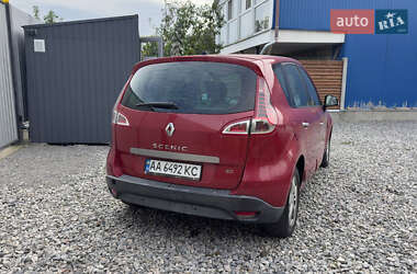 Минивэн Renault Scenic 2009 в 