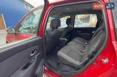 Минивэн Renault Scenic 2009 в 